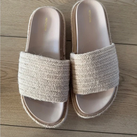 PrettyLittleThing Tan Woven Sandals - Picture 6 of 8